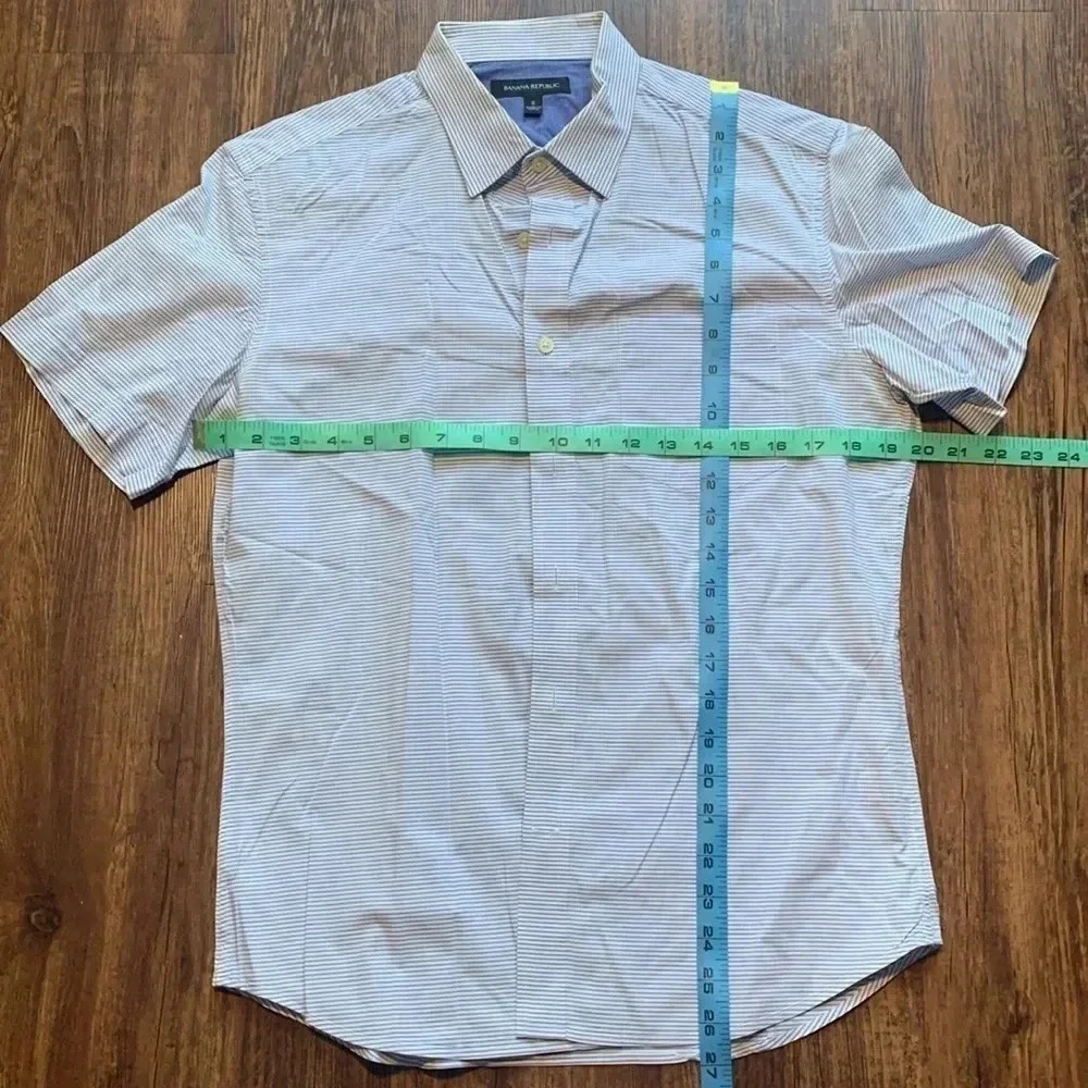 Banana Republic Men’s Blue Striped Dress Short Sleeve Button Up Size Small